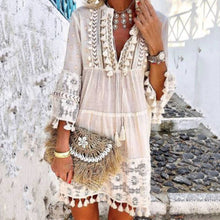 Charger l&#39;image dans la galerie, Summer Autumn Sexy V-Neck Boho Dress Tassel Hollow Out Mini Dresses Women 2019 New Bohemian Floral Printed Beach Dress Vestidos