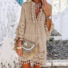 Charger l&#39;image dans la galerie, Summer Autumn Sexy V-Neck Boho Dress Tassel Hollow Out Mini Dresses Women 2019 New Bohemian Floral Printed Beach Dress Vestidos